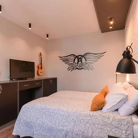 Apartamento Dream - Rock'n'roll One Bedroom By Flat Mаnager Sófia